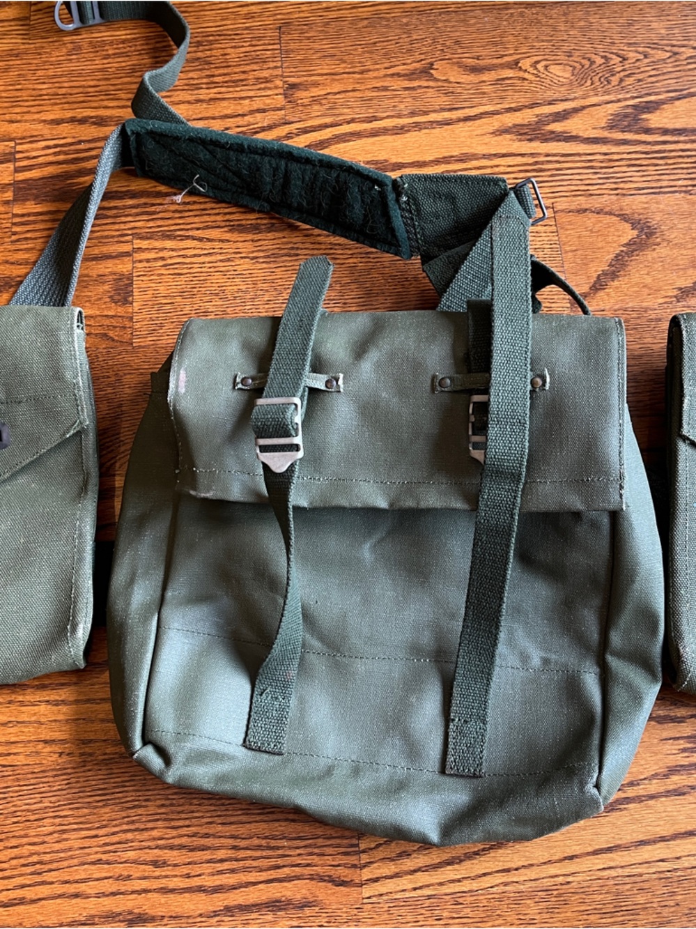 Olive Green Canvas Messenger Actual Military Bag with Adjustable Strap